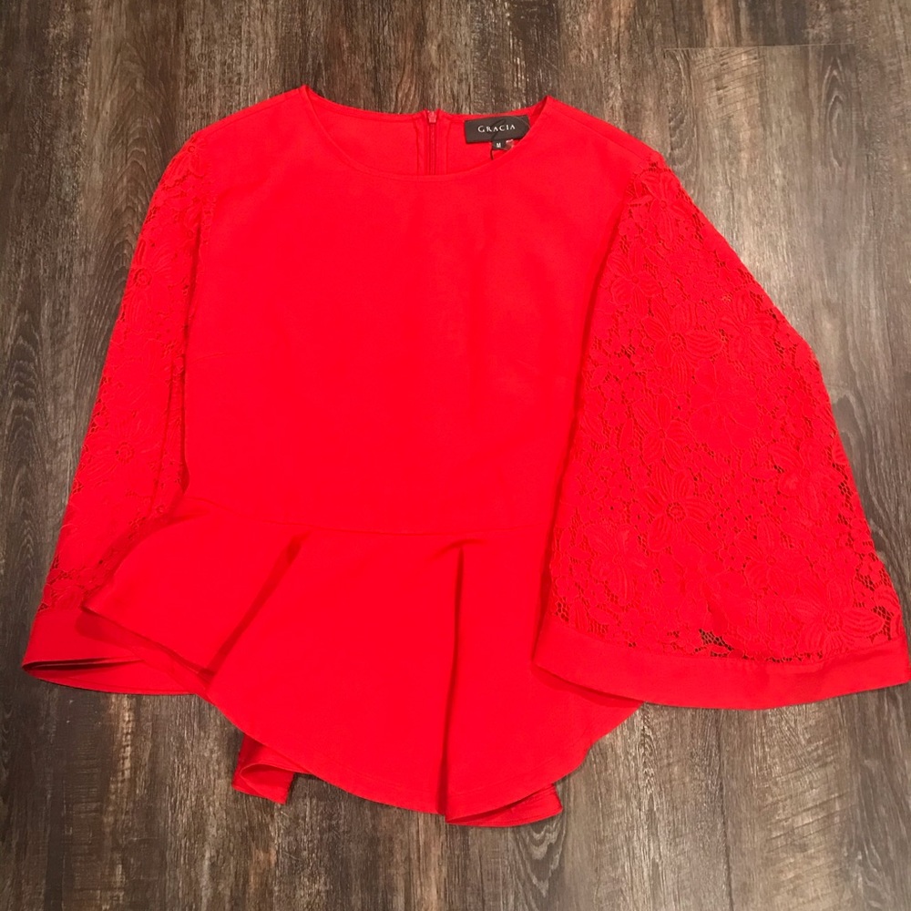 🌸 Red Lace Bell Sleeved Top🌸